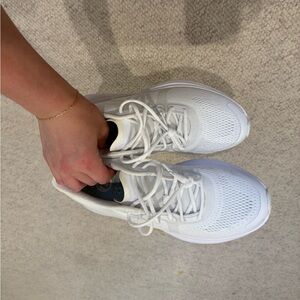 Lululemon blissfeel women’s running shoe